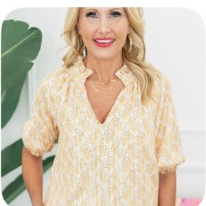 NWT Avara Coraline Top, Size Small